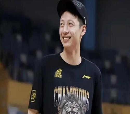 德乙卡尔斯,鲁厄交锋僵,局分析及专,千亿球友会平台,千亿球友会官方网站,千亿球友会登录入口,千亿球友会app下载