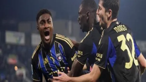 “贝宁能否在这场对抗中一箭封喉，助刚果民共和迈向胜利曙光？”